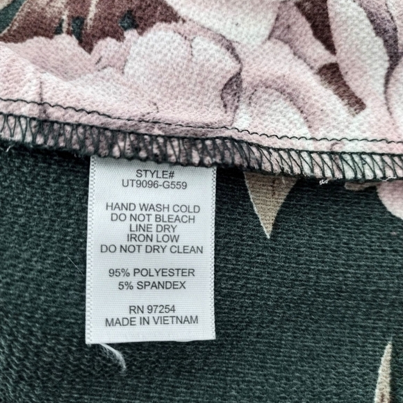 One Clothing Los Angeles Pink Floral Blouse Size XL - Picture 5 of 6